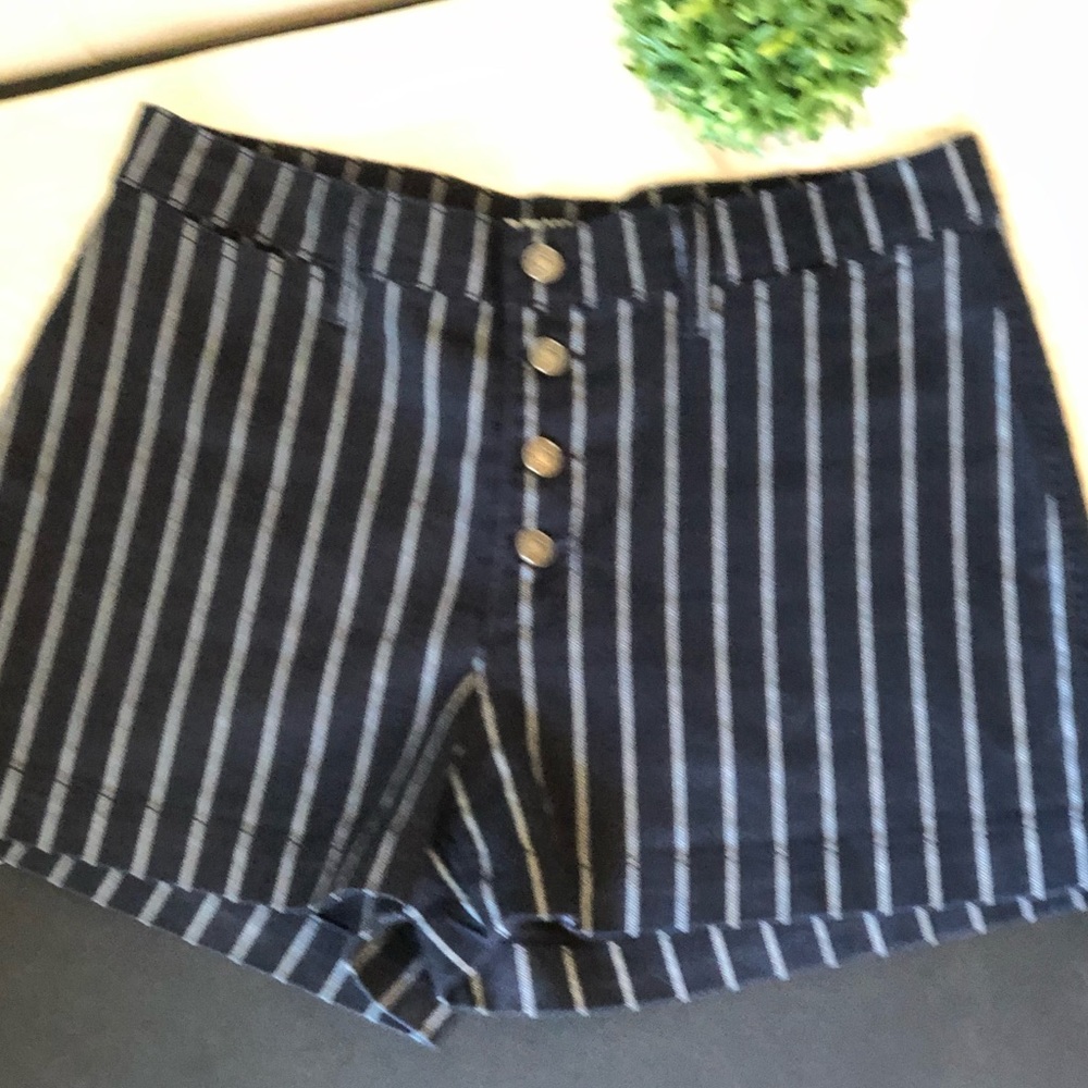 New York rewash pinstripe button-fly denim shorts